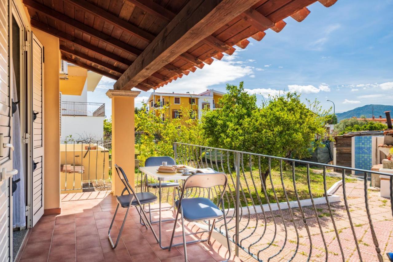 3 - Casa Con Giardino Lotzorai - Sa Crai Apartments Sardinian Experience Bagian luar foto