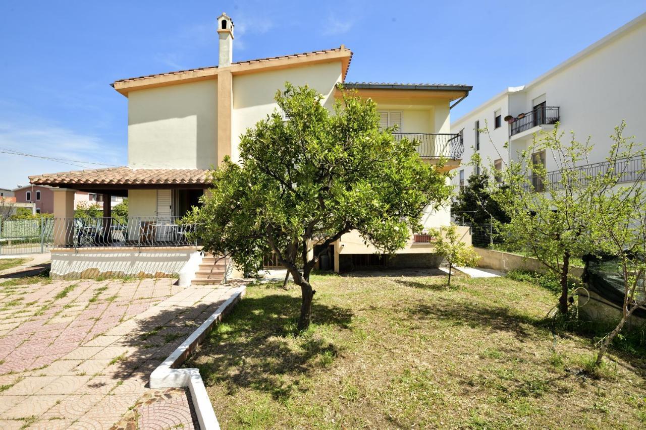 3 - Casa Con Giardino Lotzorai - Sa Crai Apartments Sardinian Experience Bagian luar foto